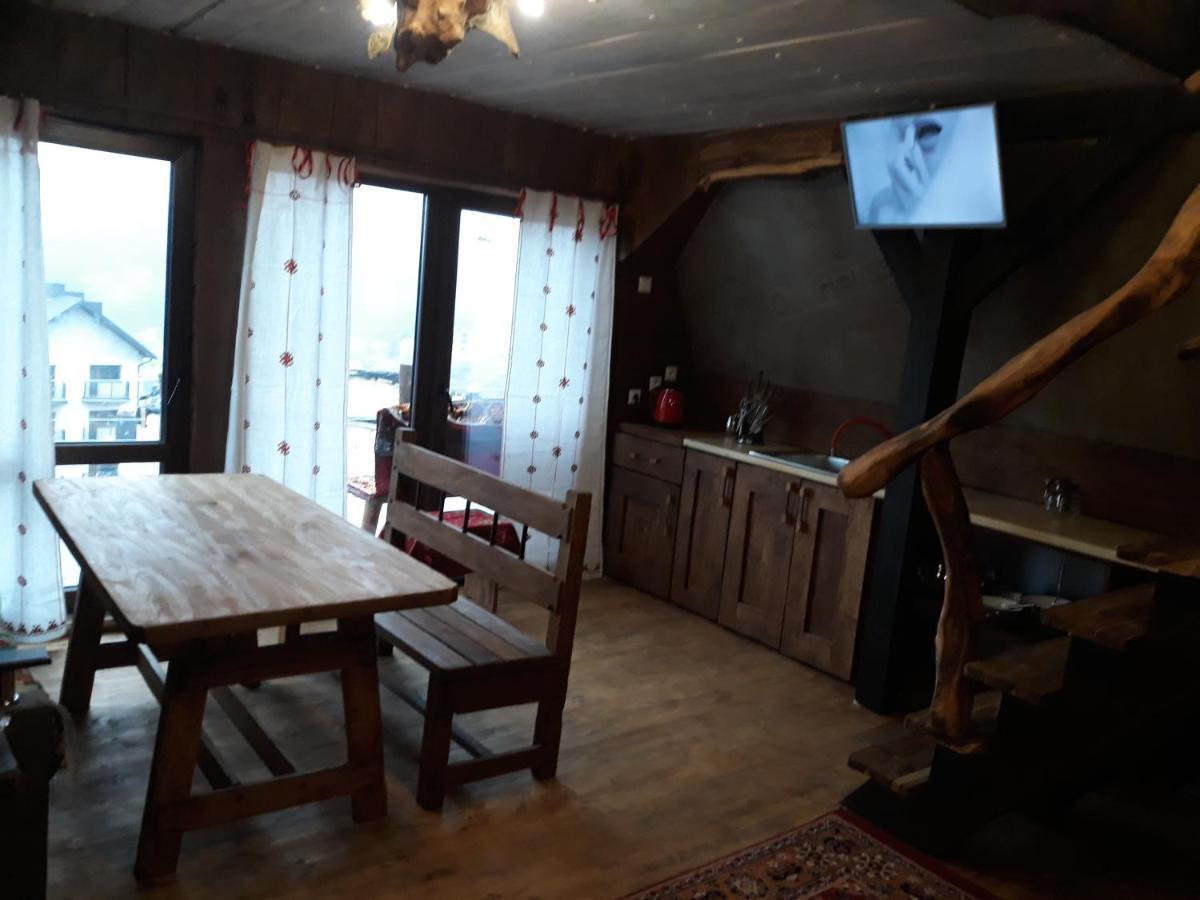 Oak House Apartment Palyanytsya Ngoại thất bức ảnh